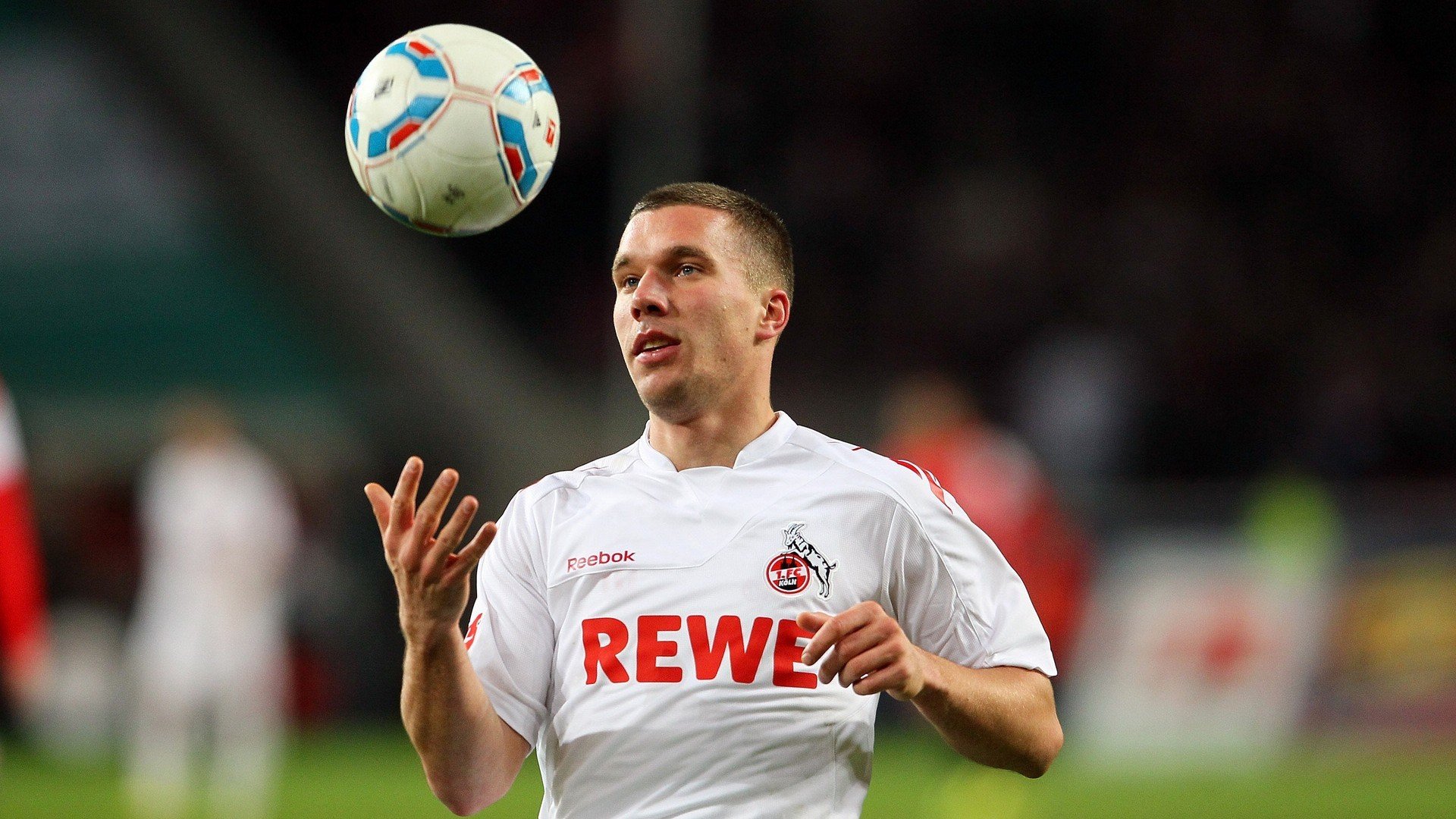 法甲新锐崭露头角:未来之星绽放光芒!,世界足坛未来之星