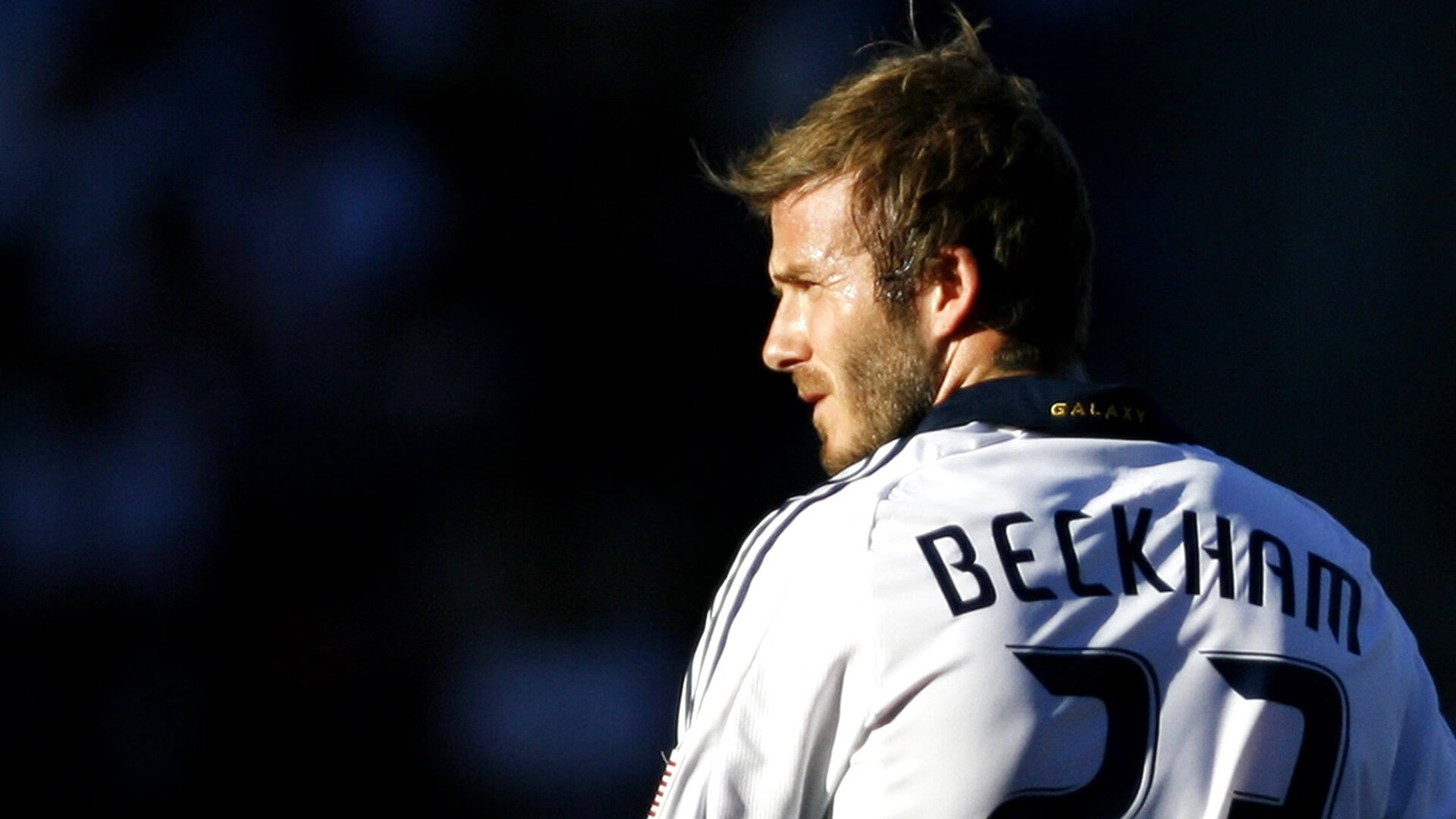 英超冠军之争：精彩纷呈，悬念升腾！，英超冠军争夺